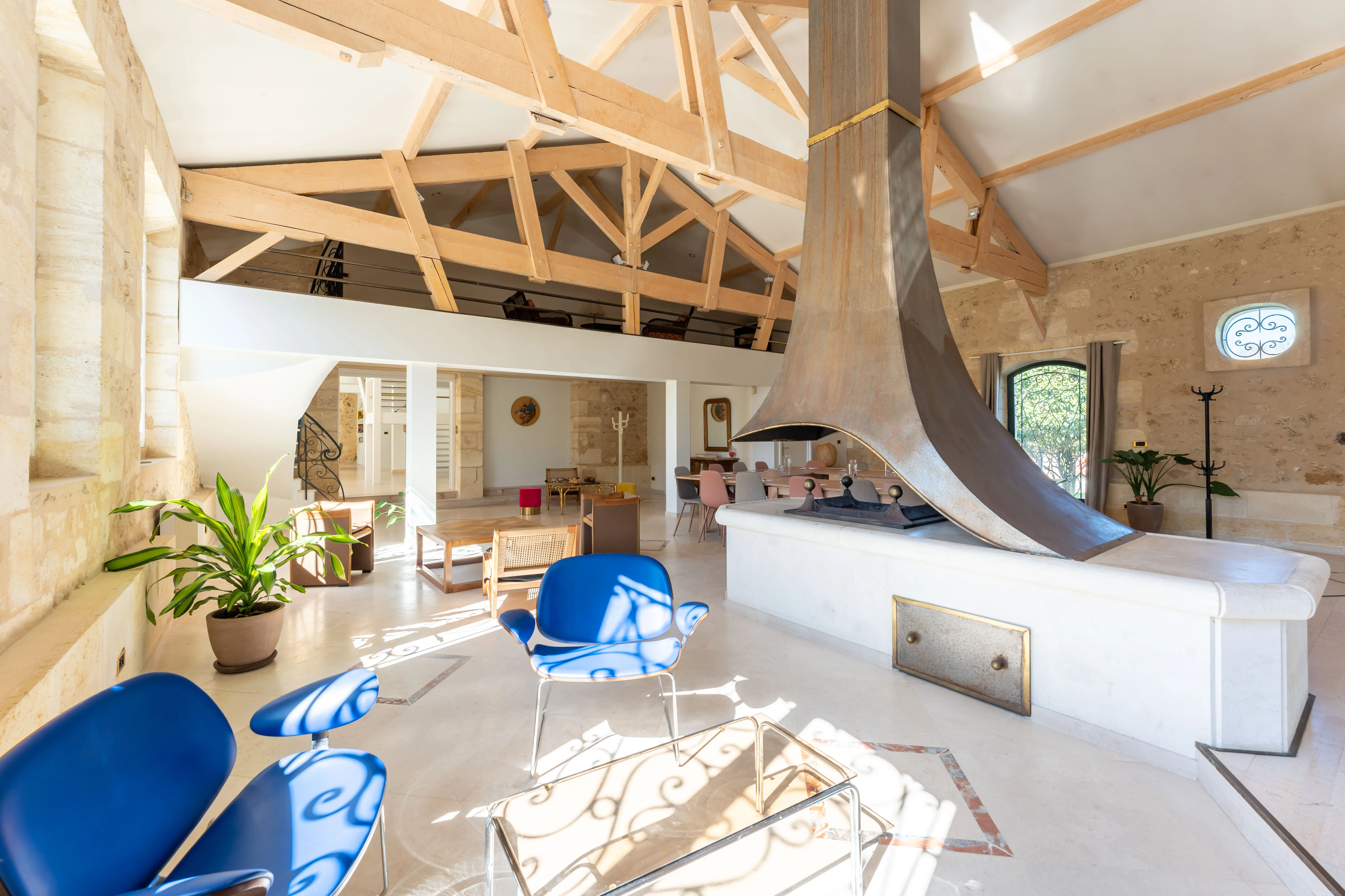 Salle cheminée centrale – workshop stratégie